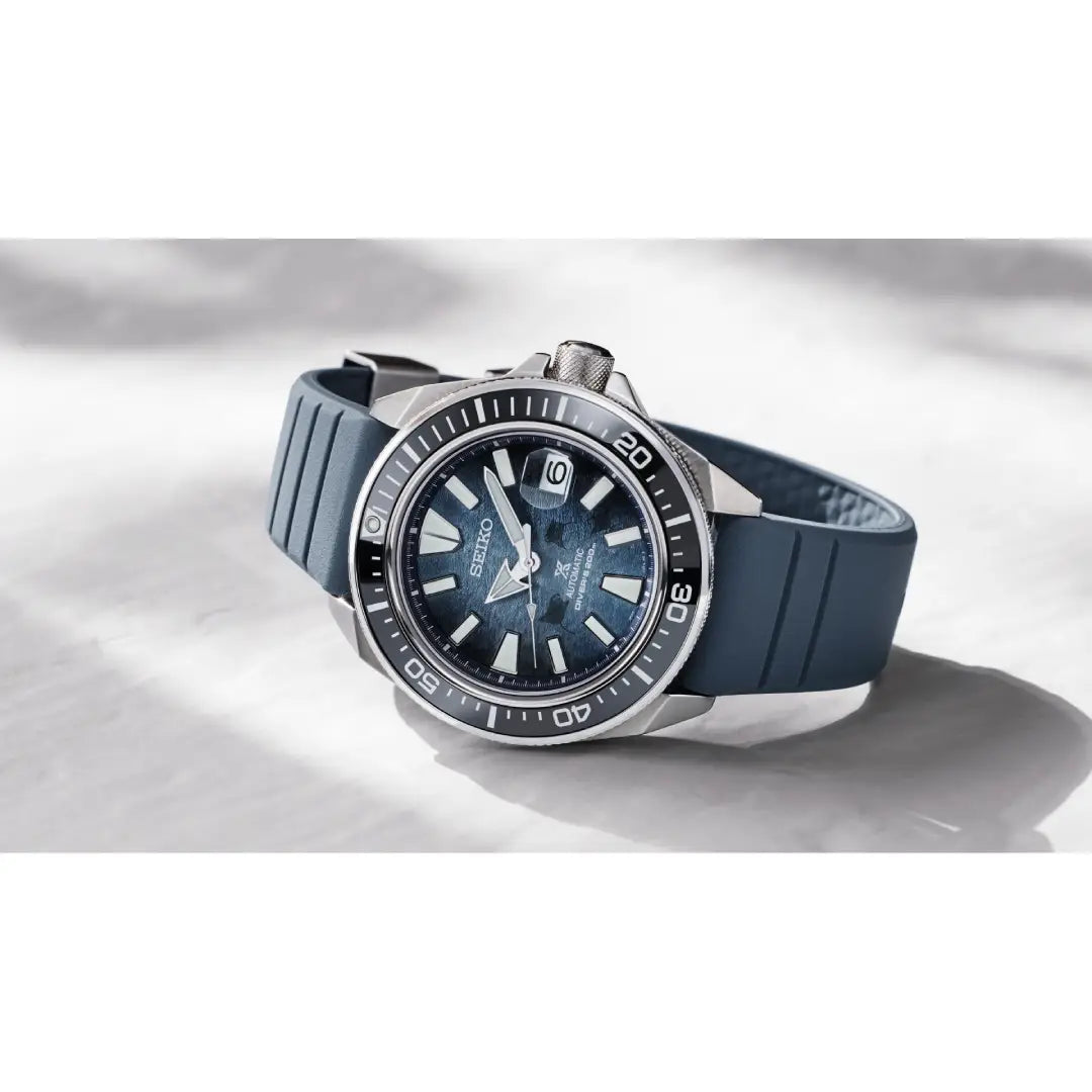 Seiko Prospex SRPF79 Automatic Diver Limited Edition "King Samurai Manta Ray" Blue Dial 43.8mm Silicone Strap Men's Watch