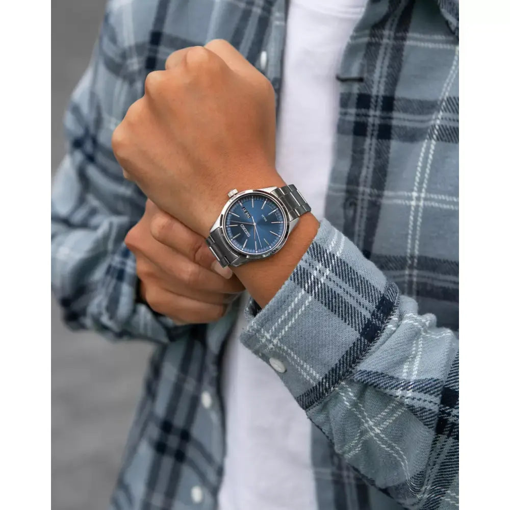 Seiko Solar SNE525P1 Quartz Day-Date Blue Dial 40mm Stainless Steel Men's Watch