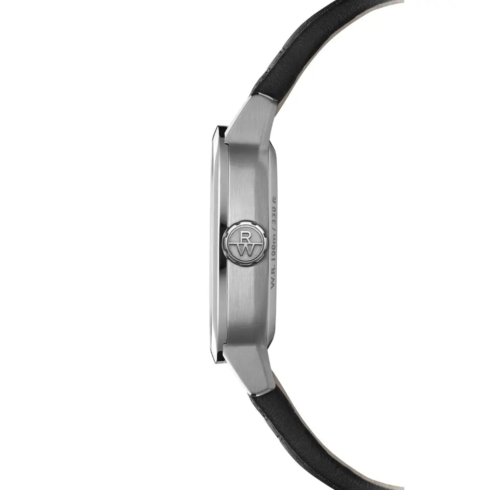 Men's Raymond Weil Freelancer automatic watch 2790-STC-50051 on wrist