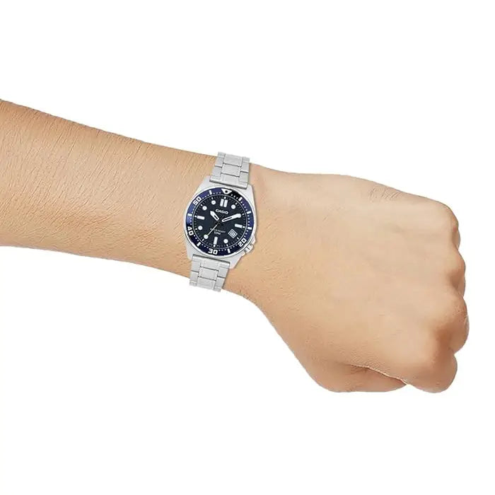 Casio Collection Analog MTD-135D-2AVDF Blue Dial Stainless Steel Men's Watch