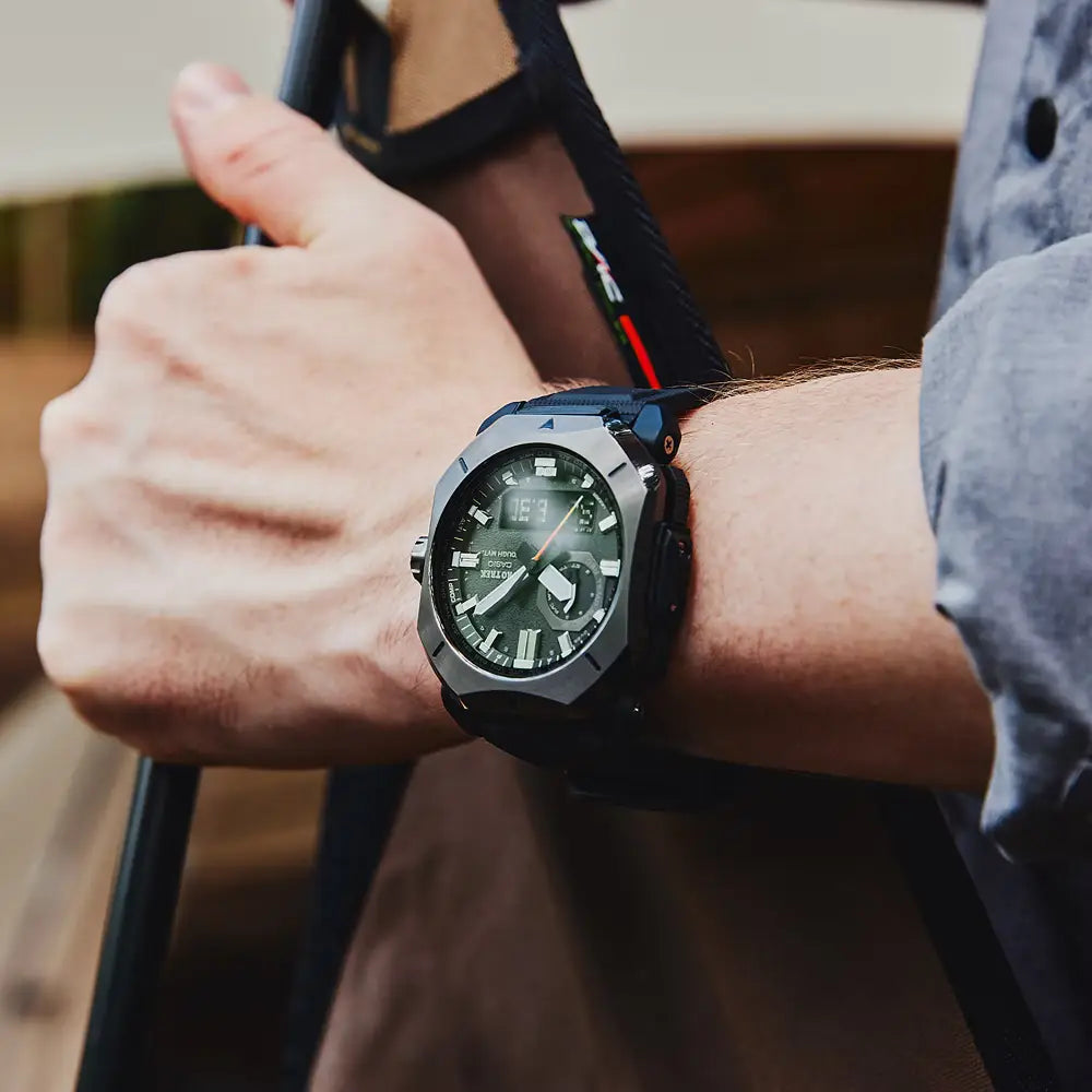 Casio Pro Trek PRW-6900Y-1PR "Bushcraft" Solar Triple Sensor Grey Dial Resin Strap Men's Watch